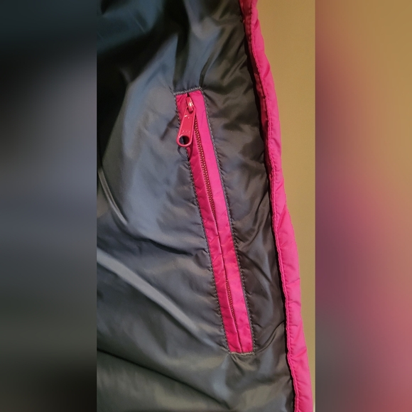 Macpac Down - Picture 3 of 4